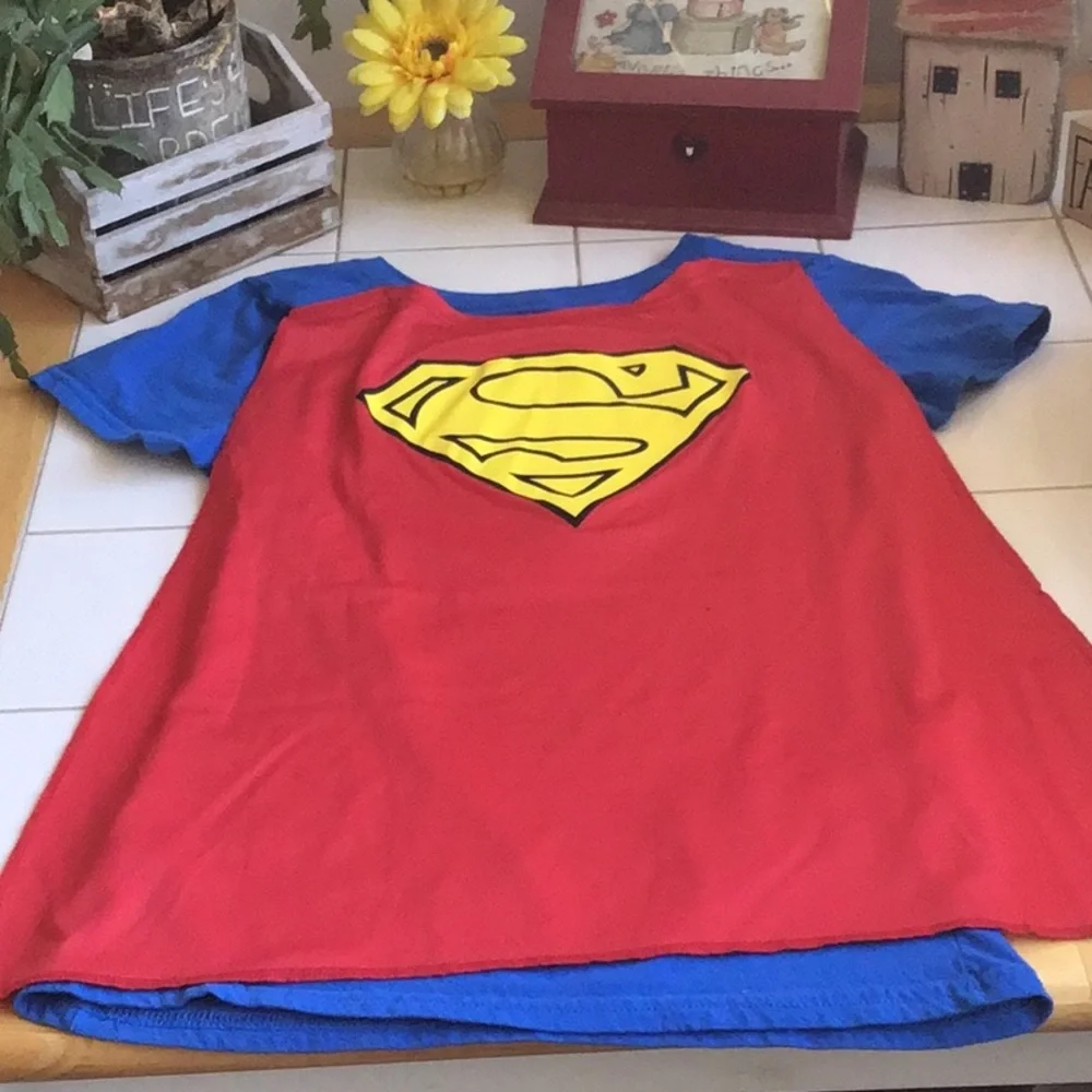 ‘Super Girl’ Long Tee w/Red Cape